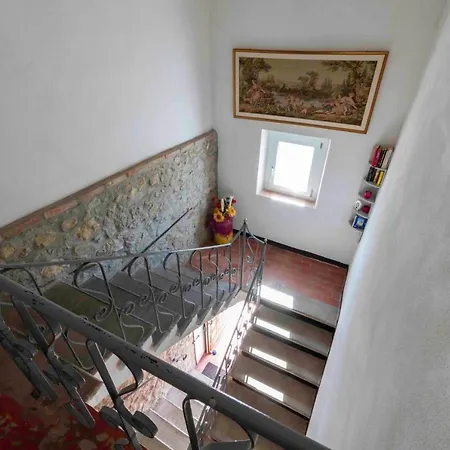 Podere P Ratizzoli Ii Piano *